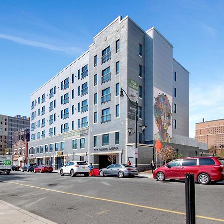 Rhythm & Blues Free Park 2Bd-2Bth Near Ewr-Penn-Prudential Lejlighed Newark Eksteriør billede